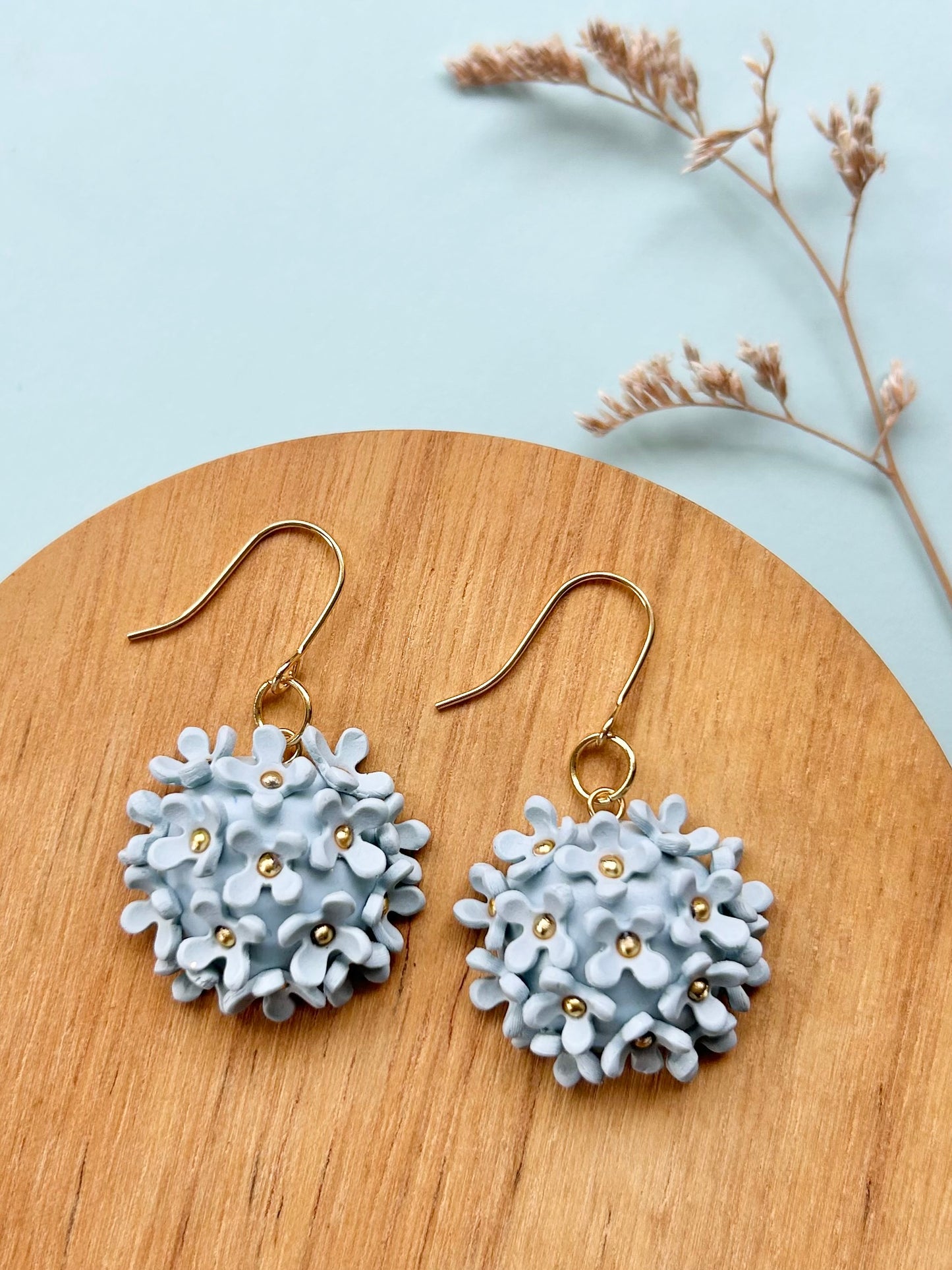 Flower Poms 6