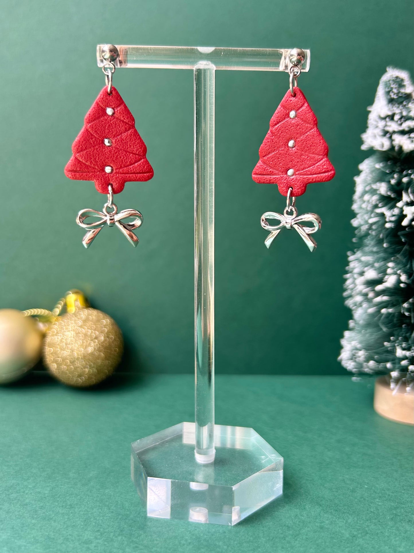 Tied With A Bow (Red/Silver)